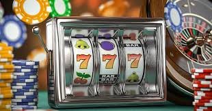 flash score VIP Cashback MMK မြန်မာကျပ်ဖြင့် ငွေထုတ်ယူနေသောပုံ